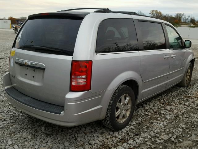 2A8HR54P58R709319 - 2008 CHRYSLER TOWN & COU SILVER photo 4