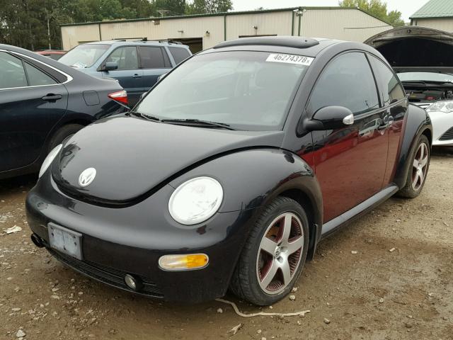 3VWCK31C95M405809 - 2005 VOLKSWAGEN NEW BEETLE 黑色 照片 2