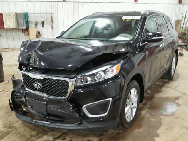 5XYPGDA5XGG037928 - 2016 KIA SORENTO LX BLACK photo 2