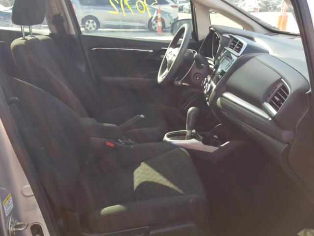 3HGGK5H57FM757779 - 2015 HONDA FIT LX Gümüş fotoğraf 5
