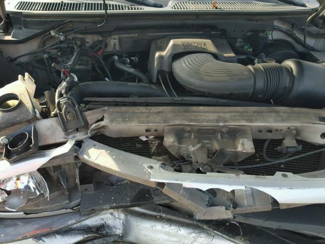 1FMRU15L01LA50395 - 2001 FORD EXPEDITION SILVER photo 7