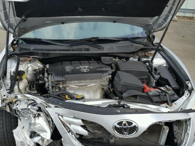 4T4BF3EK2AR067942 - 2010 TOYOTA CAMRY BASE SILVER photo 7