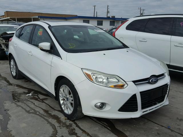 1FAHP3M2XCL120750 - 2012 FORD FOCUS SEL WHITE photo 1