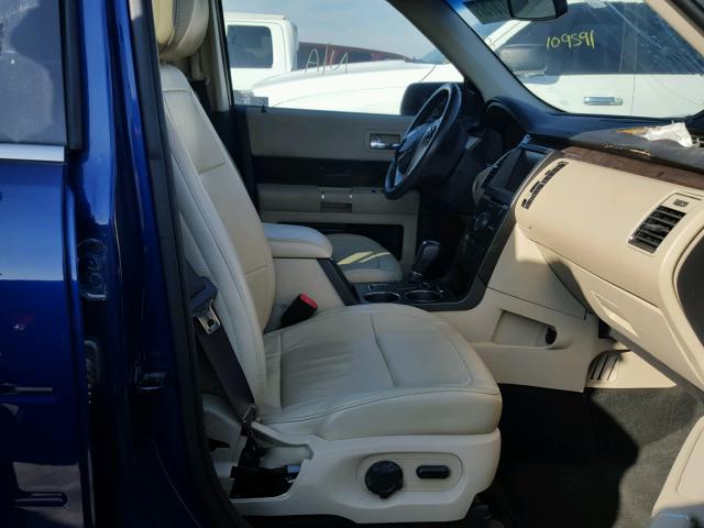 2FMGK5D84DBD07239 - 2013 FORD FLEX BLUE photo 5