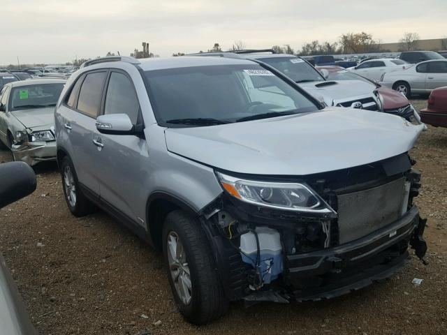 5XYKTCA60EG483835 - 2014 KIA SORENTO LX SILVER photo 1