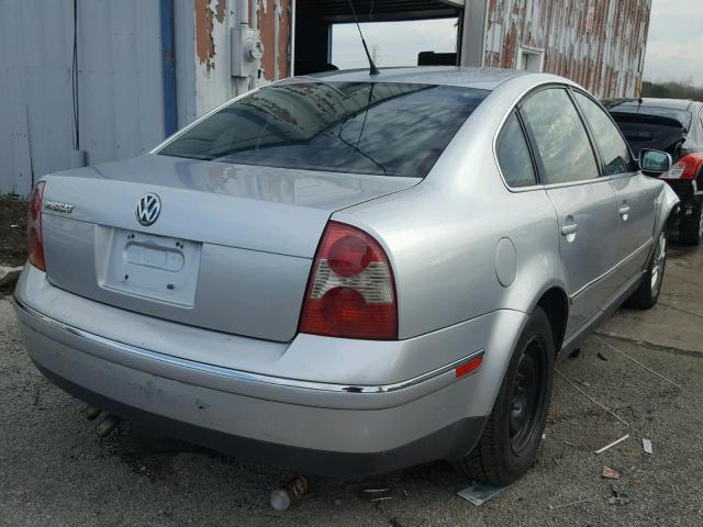 WVWPD63B92P364527 - 2002 VOLKSWAGEN PASSAT SILVER photo 4