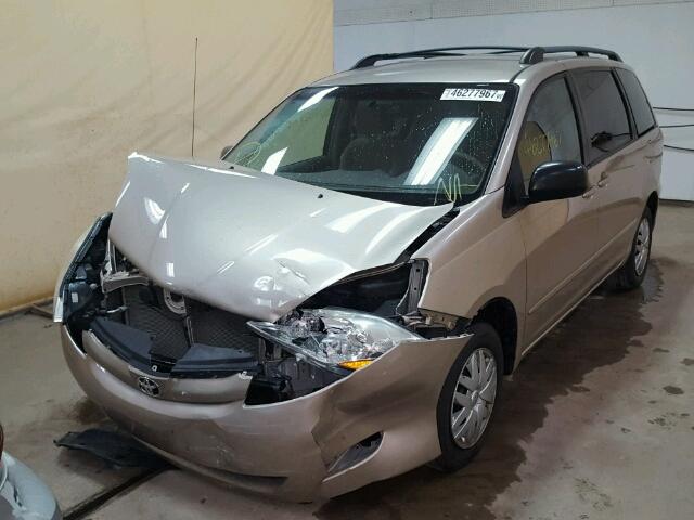 5TDZA23C26S487035 - 2006 TOYOTA SIENNA CE GOLD photo 2