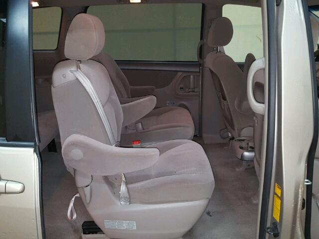 5TDZA23C26S487035 - 2006 TOYOTA SIENNA CE GOLD photo 6