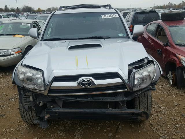 JTEBU14RX60093044 - 2006 TOYOTA 4RUNNER SR SILVER photo 9