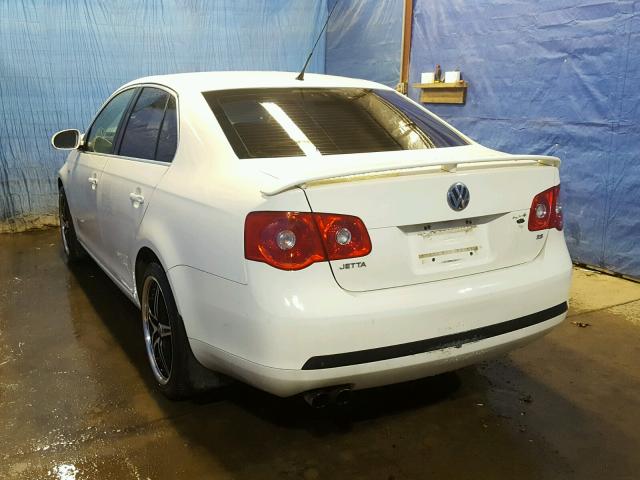 3VWEF71K97M129551 - 2007 VOLKSWAGEN JETTA WOLF WHITE photo 3