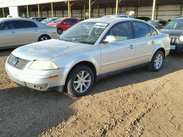 WVWPD63B84E214049 - 2004 VOLKSWAGEN PASSAT GLS SILVER photo 2