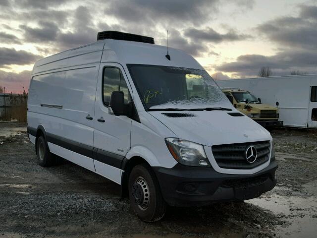 WD3PF1CC7FP103824 - 2015 MERCEDES-BENZ SPRINTER 3 WHITE photo 1