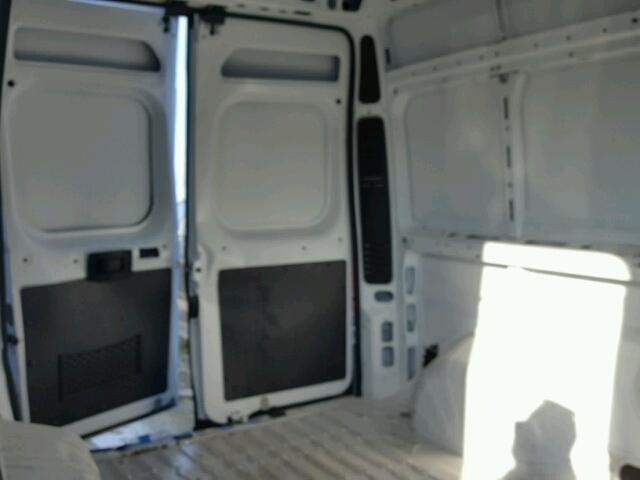3C6TRVBF7JE114118 - 2018 RAM PROMASTER 白色 照片 9