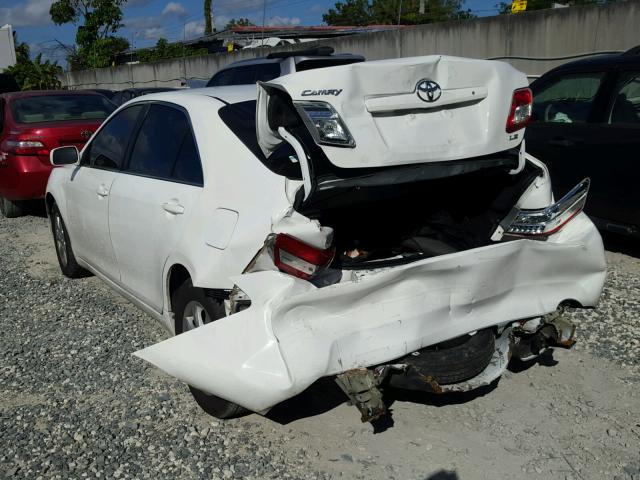 4T4BF3EK0BR172691 - 2011 TOYOTA CAMRY WHITE photo 3