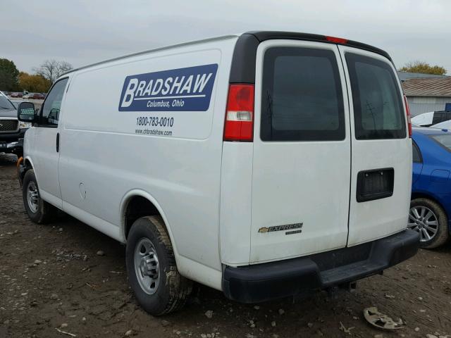 1GCWGFCA4E1199679 - 2014 CHEVROLET EXPRESS G2 WHITE photo 3