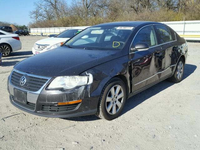 WVWAK73C76P189940 - 2006 VOLKSWAGEN PASSAT 2.0 BROWN photo 2