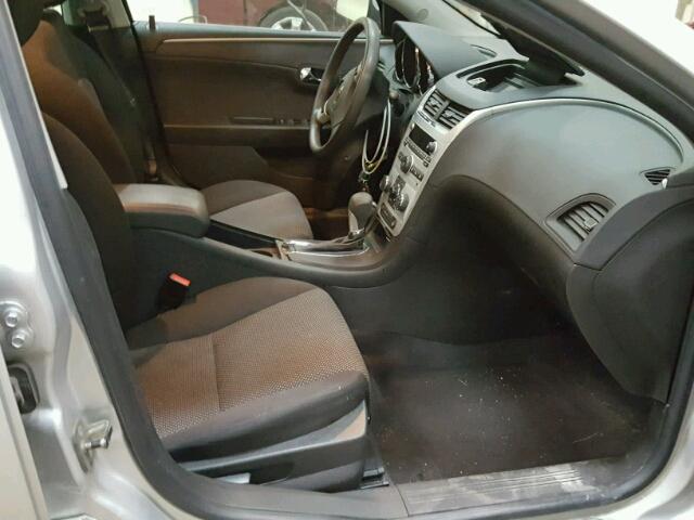 1G1ZC5E14BF362306 - 2011 CHEVROLET MALIBU 1LT 银色 照片 5