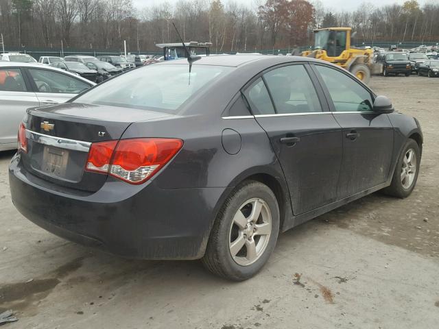 1G1PD5SB1E7230278 - 2014 CHEVROLET CRUZE LT CHARCOAL photo 4