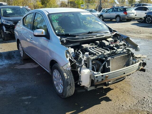 3N1CN7AP7DL843062 - 2013 NISSAN VERSA S 银色 照片 1