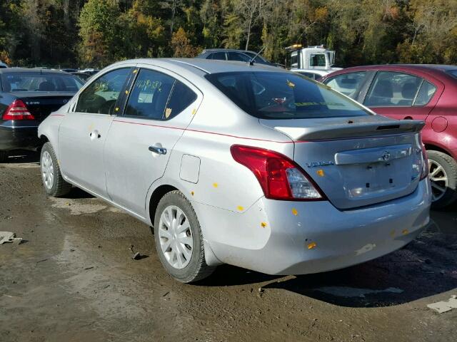 3N1CN7AP7DL843062 - 2013 NISSAN VERSA S 银色 照片 3