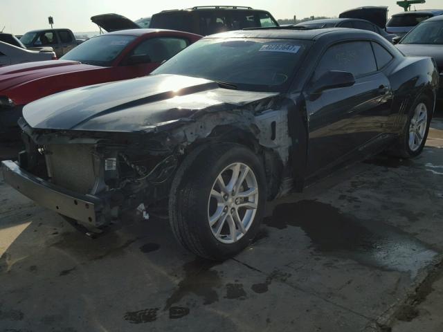 2G1FD1E39F9225581 - 2015 CHEVROLET CAMARO GRAY photo 2