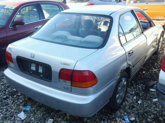 2HGEJ6673WH630319 - 1998 HONDA CIVIC LX SILVER photo 4