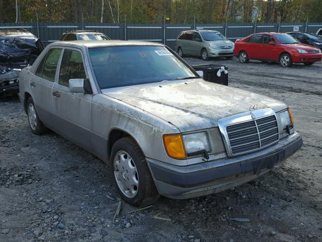 WDBEA34E7NB772600 - 1992 MERCEDES-BENZ 400 E SILVER photo 1