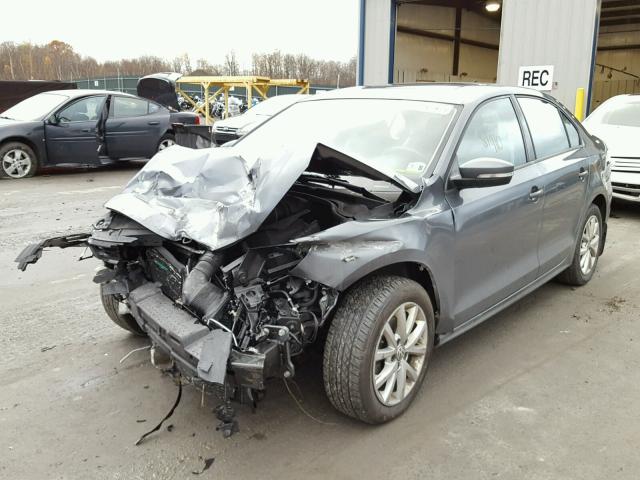 3VWDP7AJXCM452324 - 2012 VOLKSWAGEN JETTA SE 灰色 照片 2