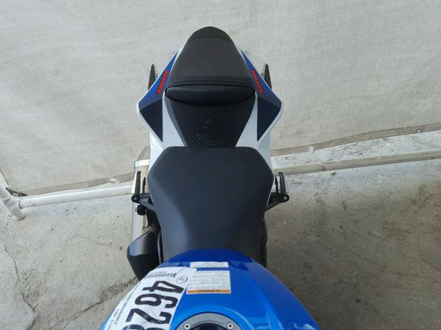 JS1GN7FA5B2100217 - 2011 SUZUKI GSX-R600 BLUE photo 6