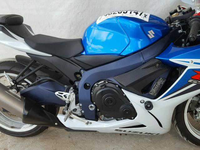 JS1GN7FA5B2100217 - 2011 SUZUKI GSX-R600 BLUE photo 7