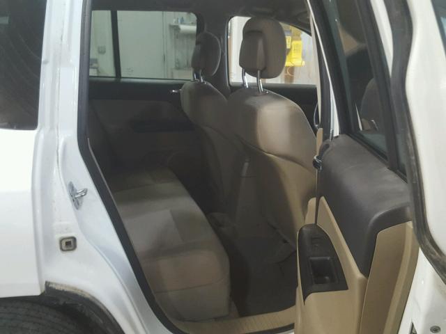 1J4NF1FBXBD163795 - 2011 JEEP COMPASS SP თეთრი ფოტო 6