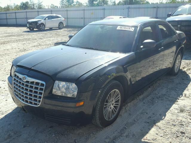 2C3LA43D69H611552 - 2009 CHRYSLER 300 LX BLACK photo 2