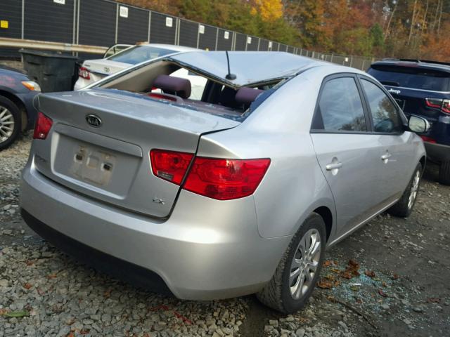 KNAFU4A23A5048437 - 2010 KIA FORTE EX SILVER photo 4