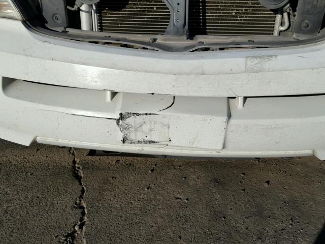 KNDJD733465536663 - 2006 KIA SORENTO EX WHITE photo 9