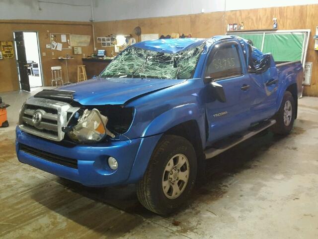 3TMLU4EN8AM054948 - 2010 TOYOTA TACOMA DOU BLUE photo 2