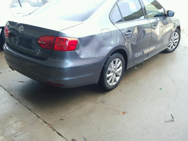 3VW1K7AJ5BM072680 - 2011 VOLKSWAGEN JETTA BASE 灰色 照片 9