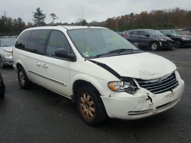 2A4GP54L86R846137 - 2006 CHRYSLER TOWN & COU WHITE photo 1