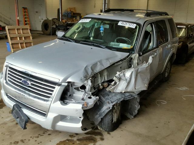 1FMEU7DEXAUA32372 - 2010 FORD EXPLORER X SILVER photo 2