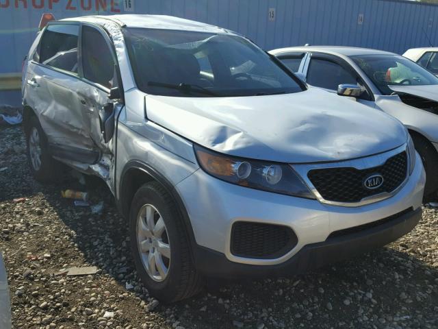 5XYKT4A1XCG292396 - 2012 KIA SORENTO BA SILVER photo 1