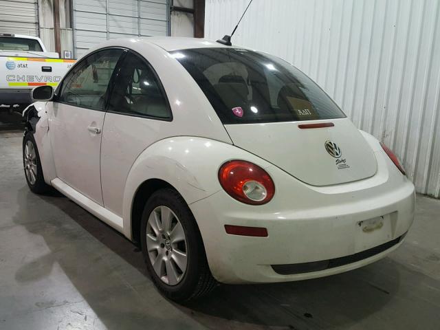 3VWRW31C59M506012 - 2009 VOLKSWAGEN NEW BEETLE WHITE photo 3