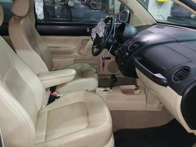 3VWRW31C59M506012 - 2009 VOLKSWAGEN NEW BEETLE 白色 照片 5