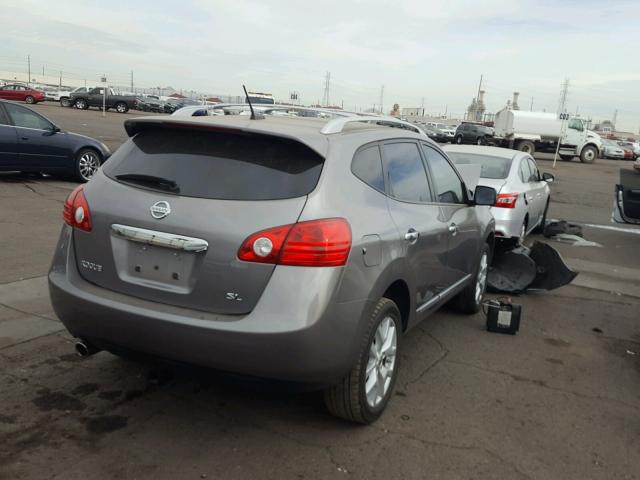 JN8AS5MT0DW024161 - 2013 NISSAN ROGUE S SILVER photo 4