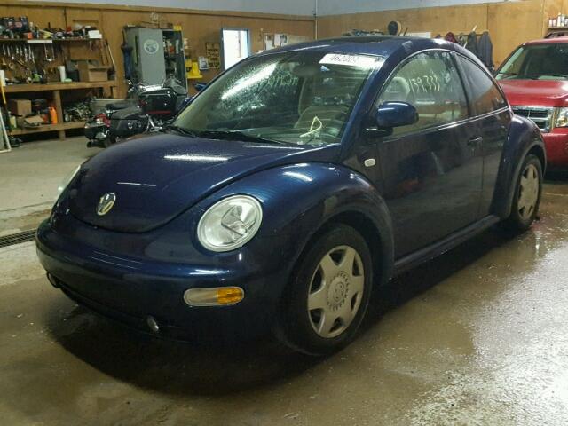 3VWCA21C4YM408148 - 2000 VOLKSWAGEN NEW BEETLE 蓝色 照片 2