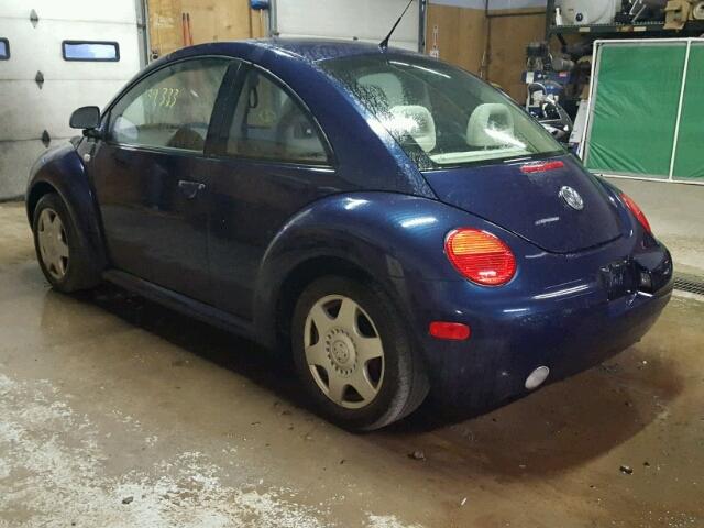 3VWCA21C4YM408148 - 2000 VOLKSWAGEN NEW BEETLE 蓝色 照片 3