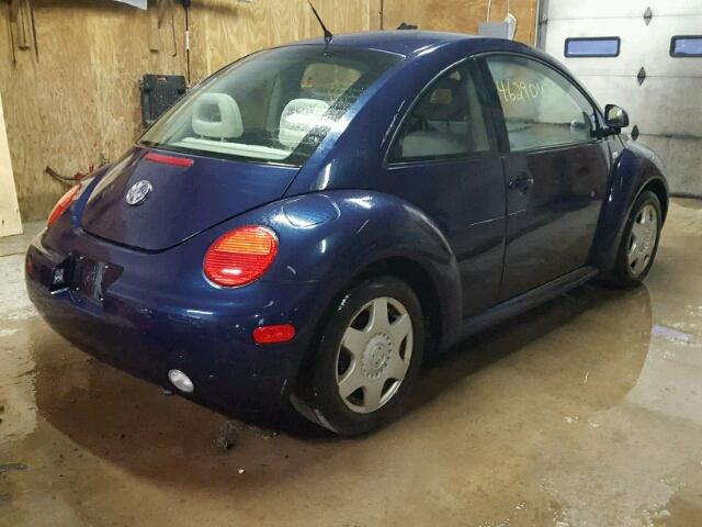 3VWCA21C4YM408148 - 2000 VOLKSWAGEN NEW BEETLE 蓝色 照片 4
