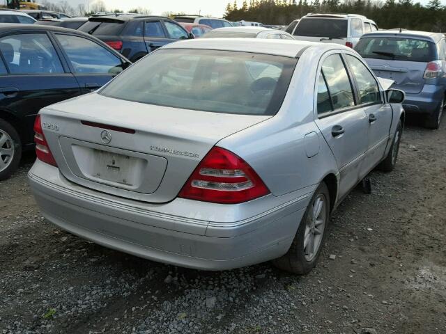 WDBRF40J74F509459 - 2004 MERCEDES-BENZ C 230K SPO SILVER photo 4