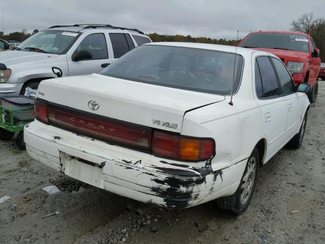 4T1VK13E7PU056397 - 1993 TOYOTA CAMRY XLE WHITE photo 4