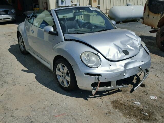 3VWRF31Y87M416748 - 2007 VOLKSWAGEN NEW BEETLE 银色 照片 1