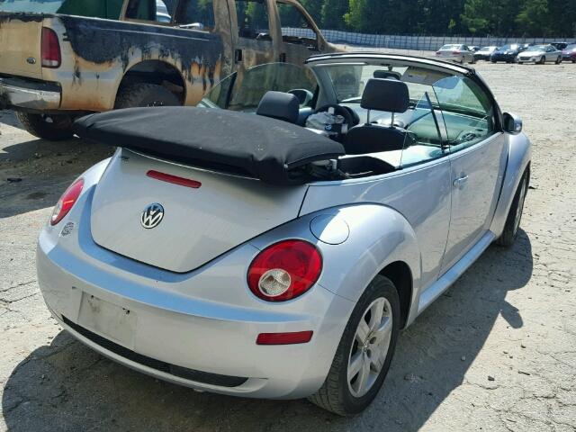 3VWRF31Y87M416748 - 2007 VOLKSWAGEN NEW BEETLE SILVER photo 4