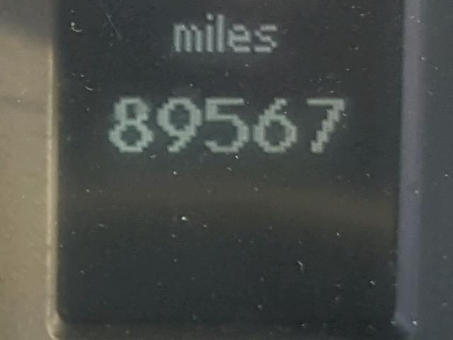 WDBRF52H97F891904 - 2007 MERCEDES-BENZ C WHITE photo 8